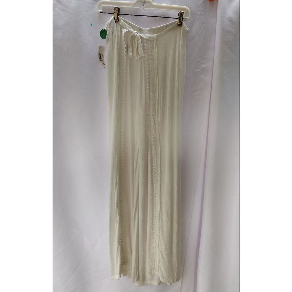 No Boundaries pants 